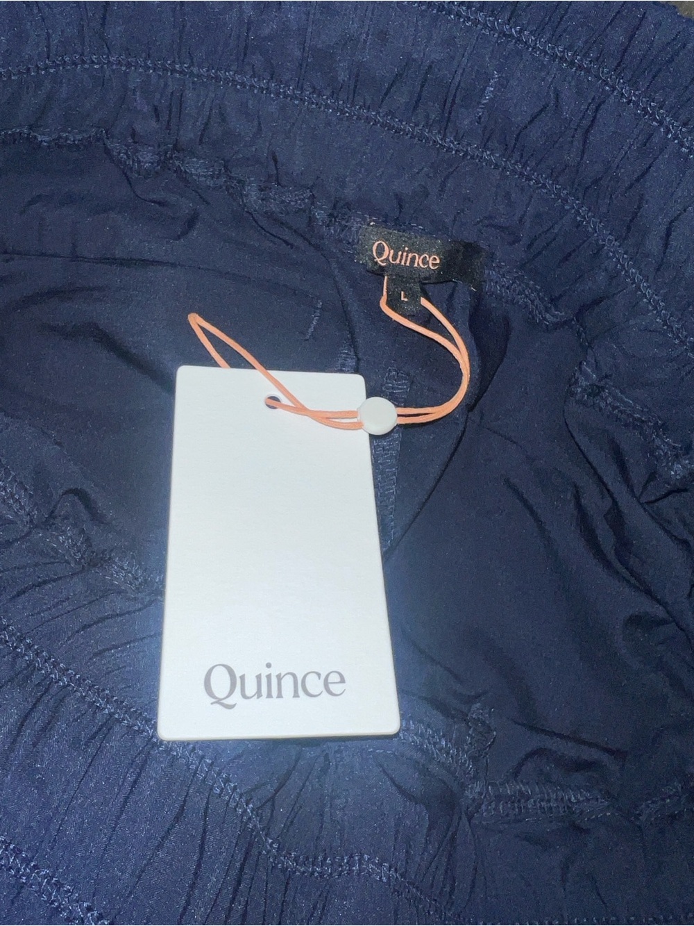 NWT QUINCE Micro Ripstop Mid-Rise Hike Shorts Navy Blue Large - Picture 4 of 4